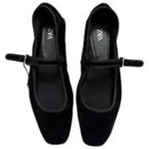 Zara ballerina black velvet - size 38 - like new -